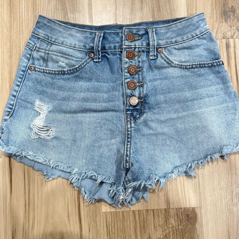 Sincerely Jules Cutoff Jean Button Fly Shorts Women’s 1/24
